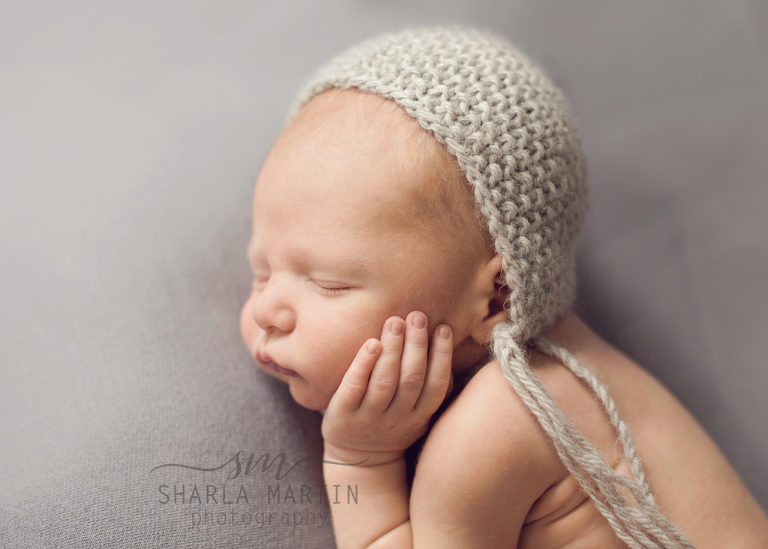 newborn indoor photos
