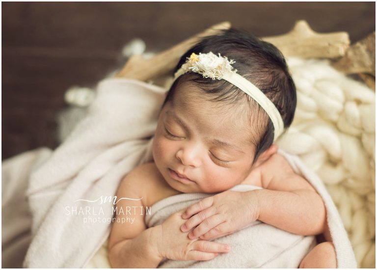 best newborn photographer austin