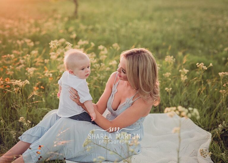 baby and mommy photos in wildflowers